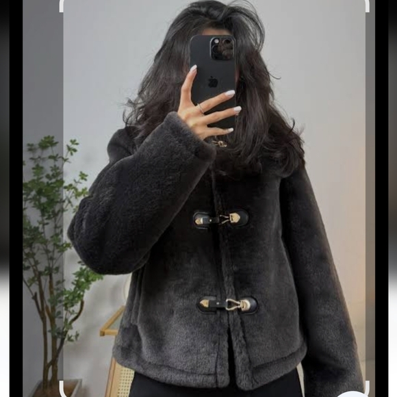 Zara Faux Fur Jacket With Fireman Claps NWR - Picture 11 of 15